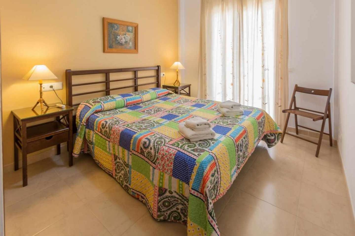 Apartamento Chimenea Playa - 2 Dormitorios Y Terraza เนร์คา ภายนอก รูปภาพ